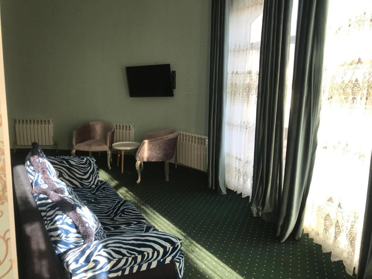 Emir Plaza Hotel Turkistan Екстер'єр фото