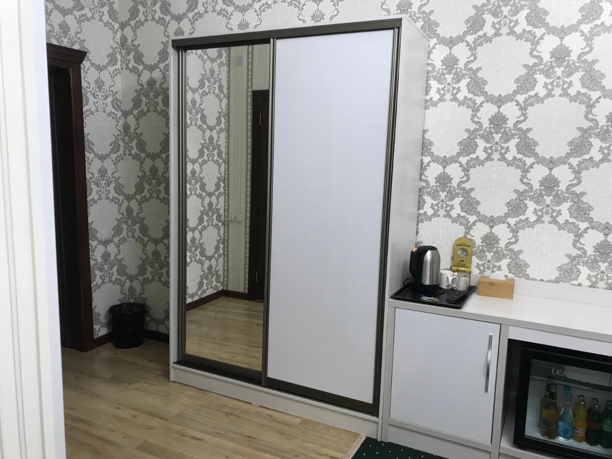 Emir Plaza Hotel Turkistan Екстер'єр фото